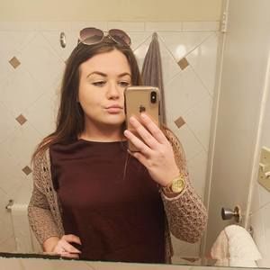 Meet your Posher, Hannah